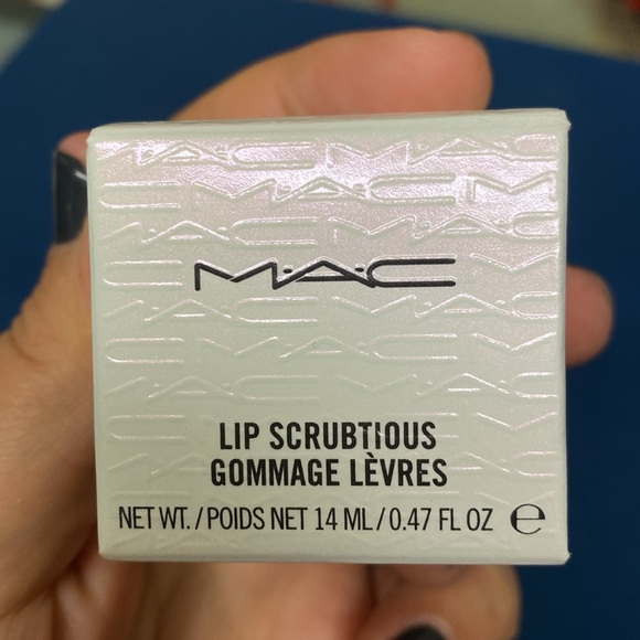 MAC Lip Scrubtious Sweet Vanilla New in Box - Picture 3 of 4